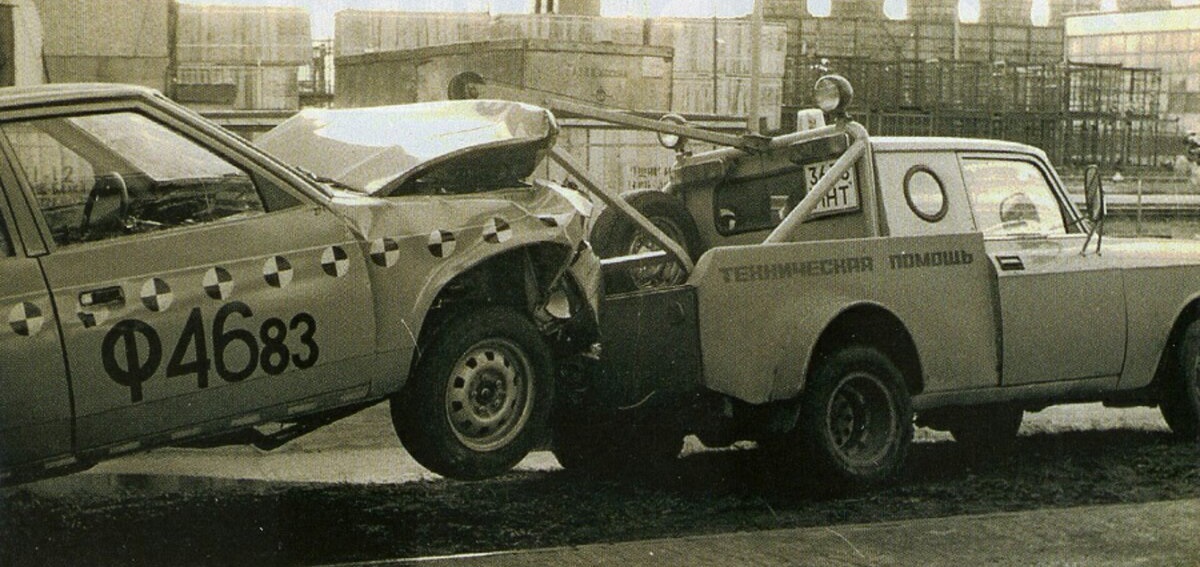 Как эвакуировали автомобили в Советском Союзе